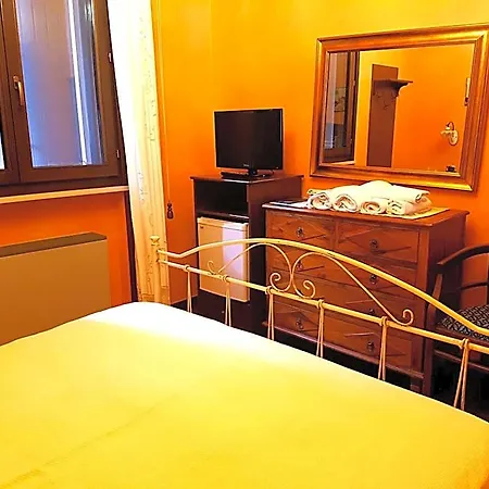 Elisabetta Hotel 4*