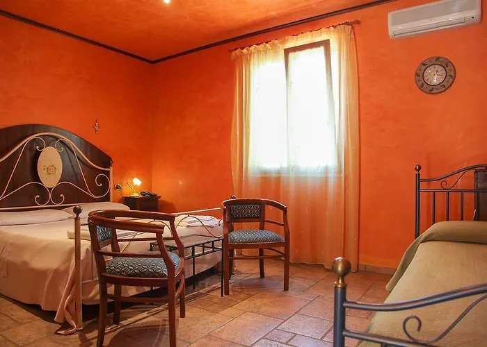 Elisabetta Otel